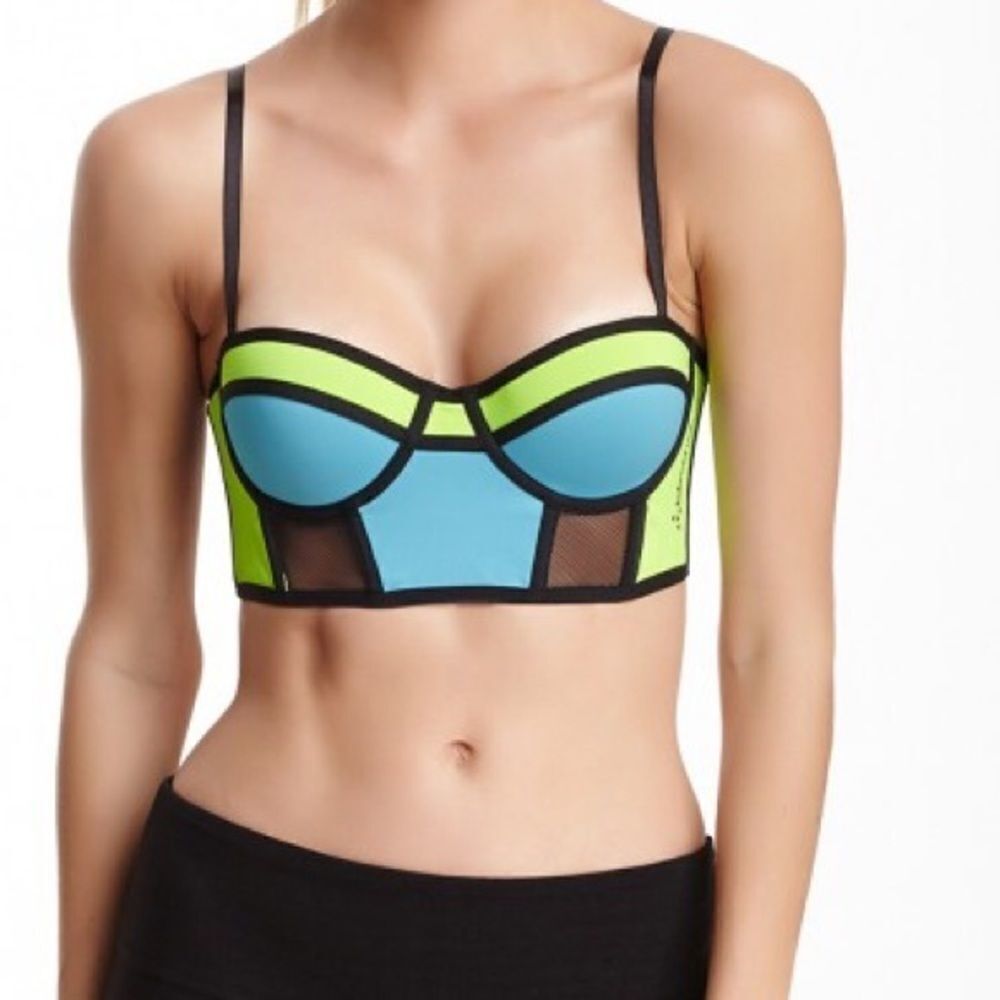 🎉final Sale🎉 BNWT Balanced Tech Color Block Bra